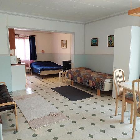 Lana Guest House Simpele エクステリア 写真