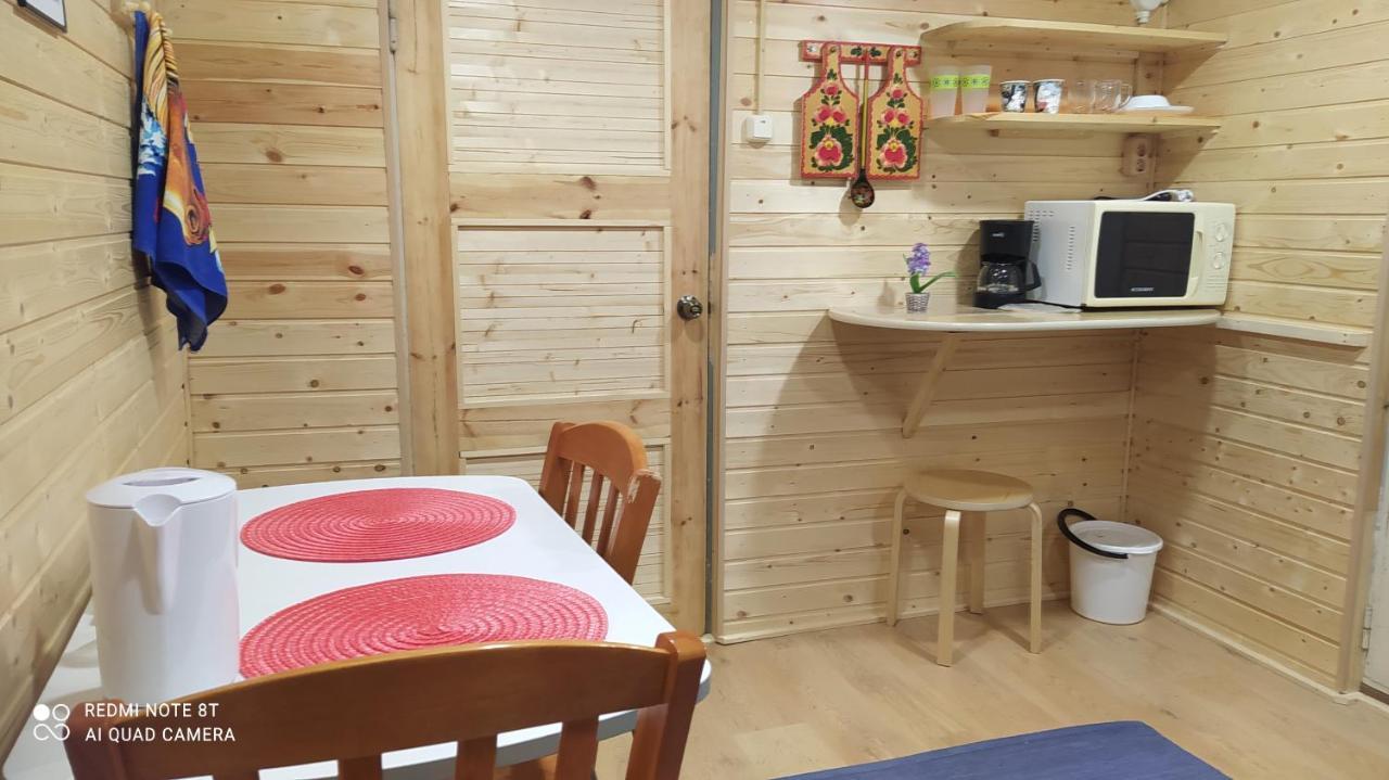 Lana Guest House Simpele エクステリア 写真