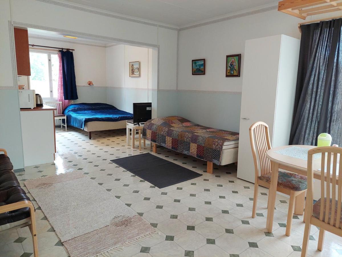 Lana Guest House Simpele エクステリア 写真